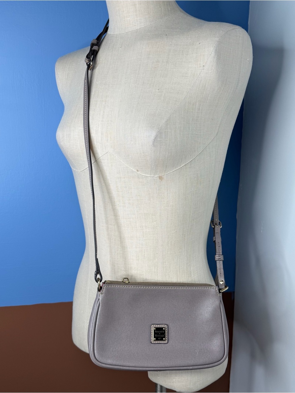 Dooney & Bourke Grey Leather Small Crossbody TLC
